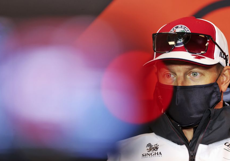 Raikkonen over Schumacher: "De slechtere auto geeft hem een makkelijkere start"
