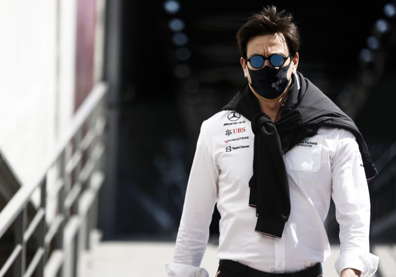 Wolff arriveert met weinig vertrouwen in Bakoe: 'Circuit past niet bij W12'