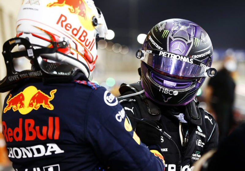 Jos Verstappen verwacht verhitte titelstrijd: "Mannetjes die niet voor elkaar onder willen doen"