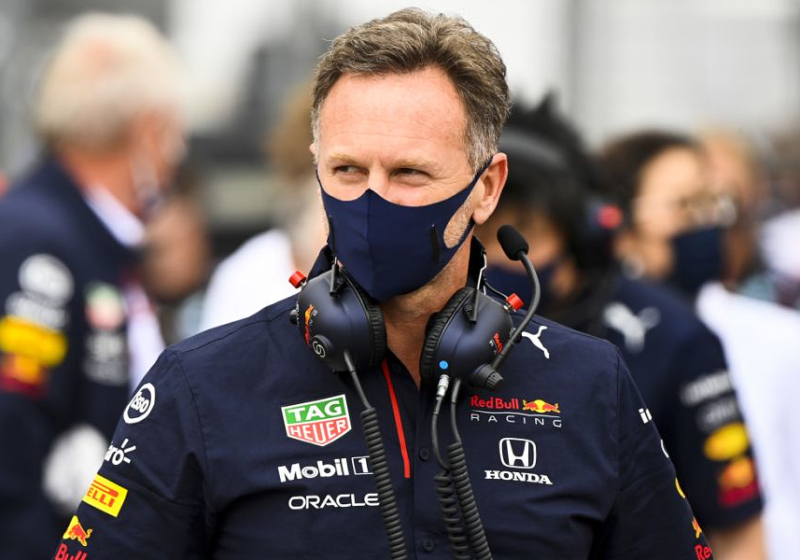 Horner woest na 'onterecht verhaal' over Verstappen: "Hamilton was de agressieve"