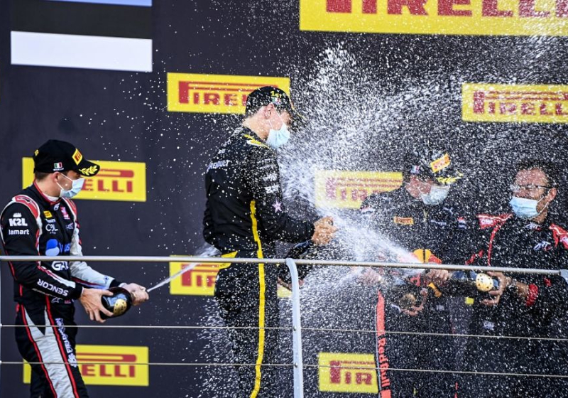 Vips krijgt kans en vervangt Perez tijdens eerste vrije training in Barcelona