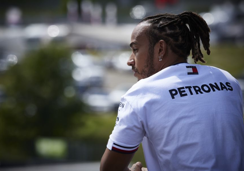 Hamilton: 'Zonder schade aan vloer was ik makkelijk tweede geworden'