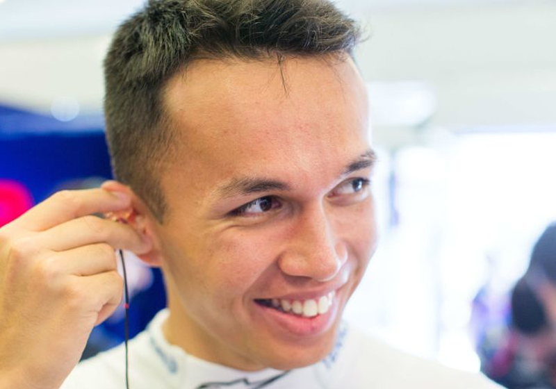 Wie is Alexander Albon, de nieuwe teamgenoot van Max Verstappen?