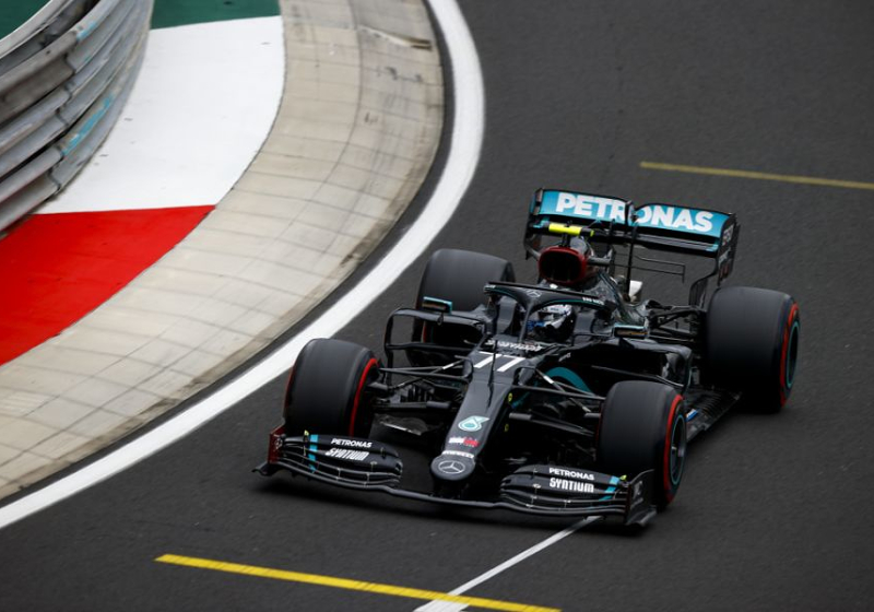 Derde vrije training Hongarije: Mercedes aan kop, Red Bull weer teleurstellend