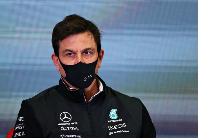 Wolff sneert naar Masi: "Wheatley heeft hem weten te manipuleren"