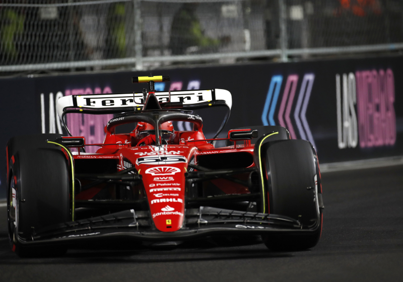 Ferrari: Carlos Sainz tuvo buen ritmo con los neumáticos medios