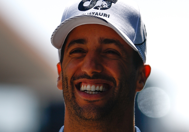 Ricciardo nearly CRASHES on F1 return in Zhou close call at Hungarian GP