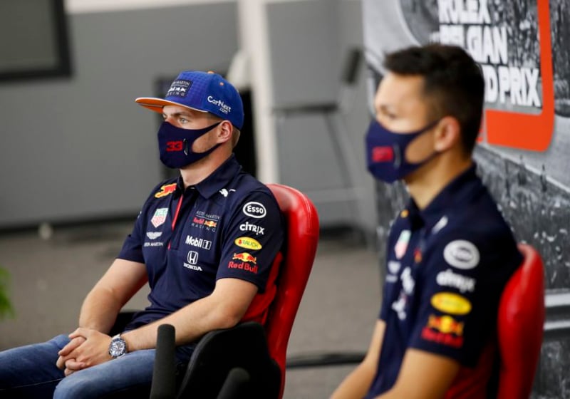 Verstappen fel op reactie Albon: "Dan sta je negende, veel succes"