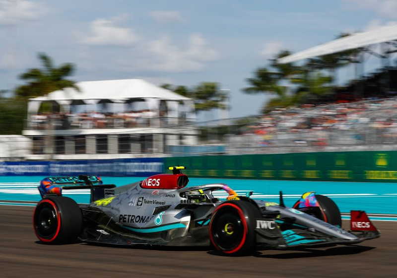 Lewis Hamilton: Estoy agradecido con Mercedes por la mejora
