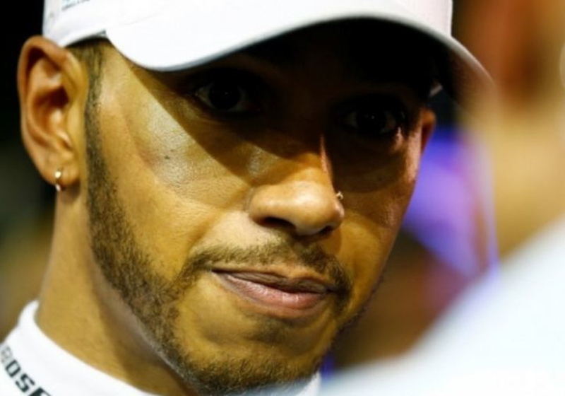 Lewis Hamilton: 'Inhalen van Juan Manuel Fangio zou cool zijn'