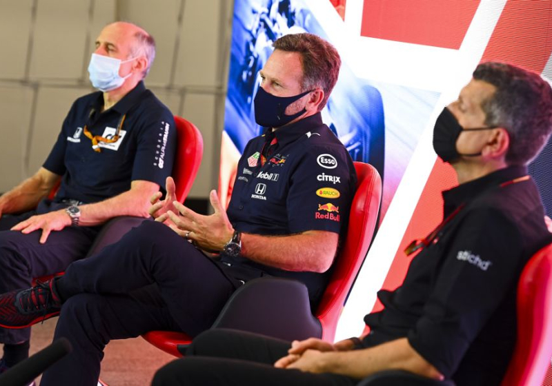 Horner: "Vermogen van de motor teruggeschroefd tijdens eerste training"