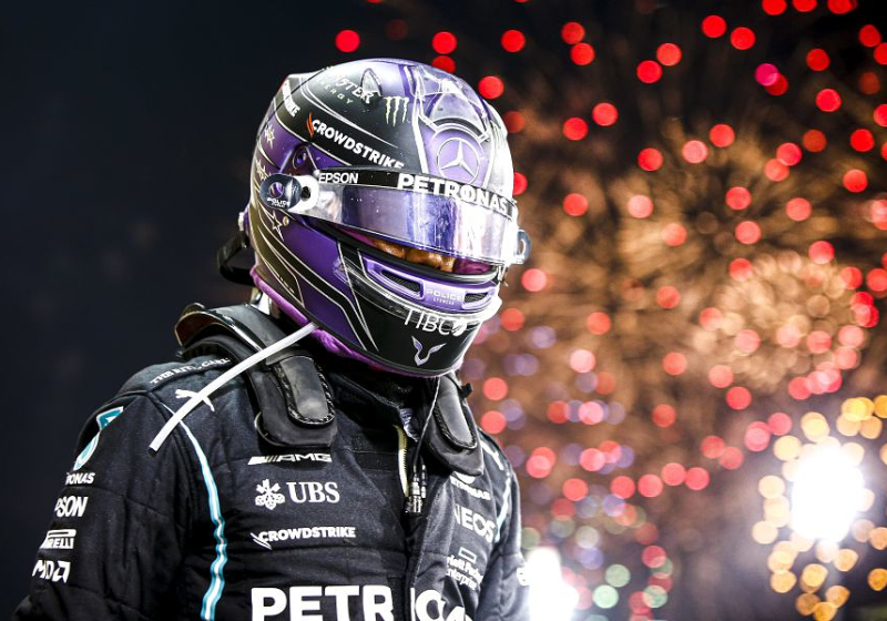 Hamilton geeft toe: 'Milieubewustzijn zorgde voor twijfels over nieuw Mercedes-contract'