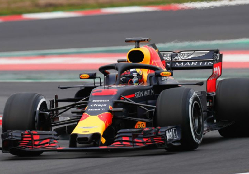 Christian Horner: 'Twijfelden aan Ricciardo's inhaalkunsten'
