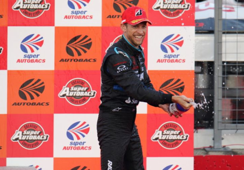 Button confirms return to racing in 2019