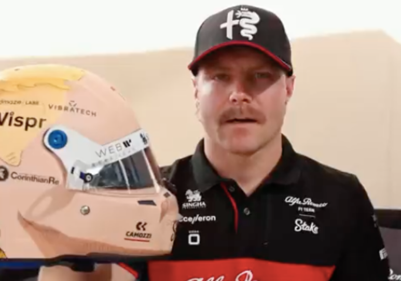 Valtteri Bottas presenta un casco en asociación con él mismo