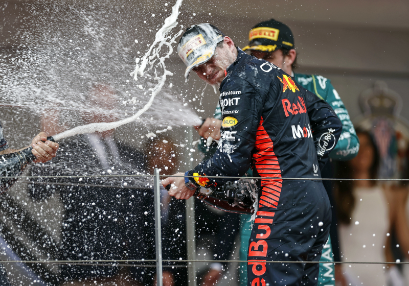 Bregman haalt in LinkedIn-post uit naar Verstappen: "Stop met juichen voor dit soort lui!"