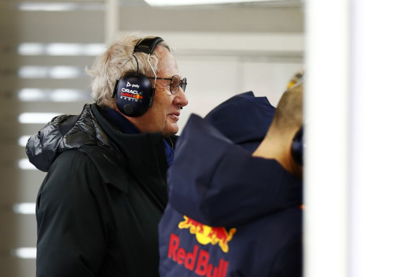 Marko wijst op leeftijd Hamilton: 'Lastig om hoog niveau vast te houden'