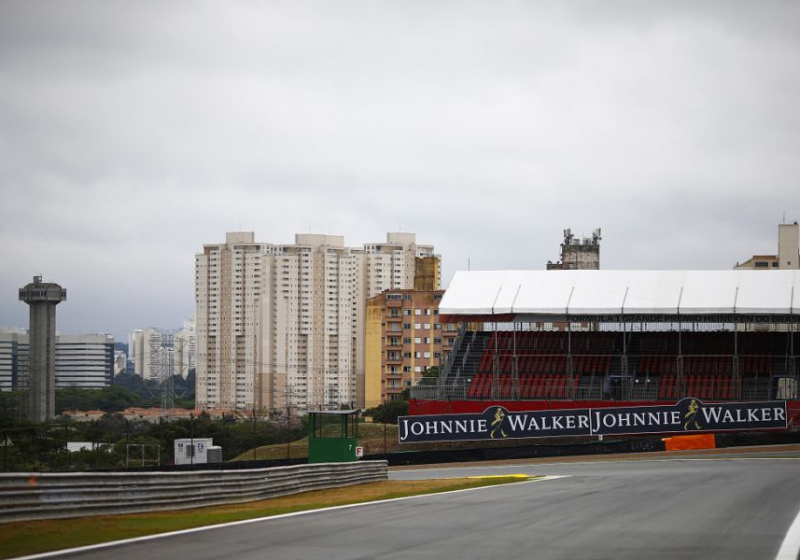 Formule 1-teams wachten in Brazilië op vertraagde vracht vanuit Mexico