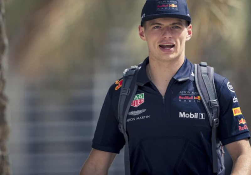 Max Verstappen: 'Hoop dat Vettel niet ook van die domme vragen krijgt over zijn aanpak'