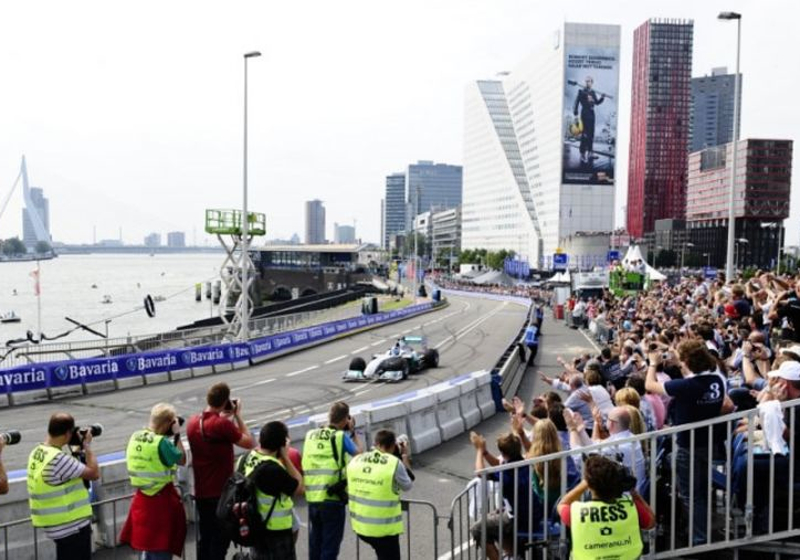 Amsterdam en Rotterdam lopen niet warm voor Grand Prix