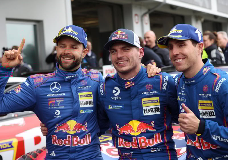 Gounon en Juncadella kunnen geluk niet op na NLS2-zege met Verstappen: "Exceptioneel"