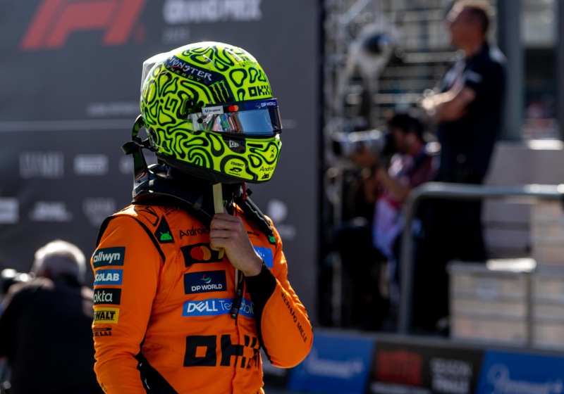 'Glimlachje' bij McLaren-teambaas na uitvalbeurt Norris zorgt voor vraagtekens