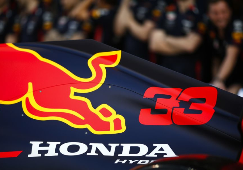 Megapopulaire Verstappen stuwt verkoop van Red Bull-blikjes omhoog