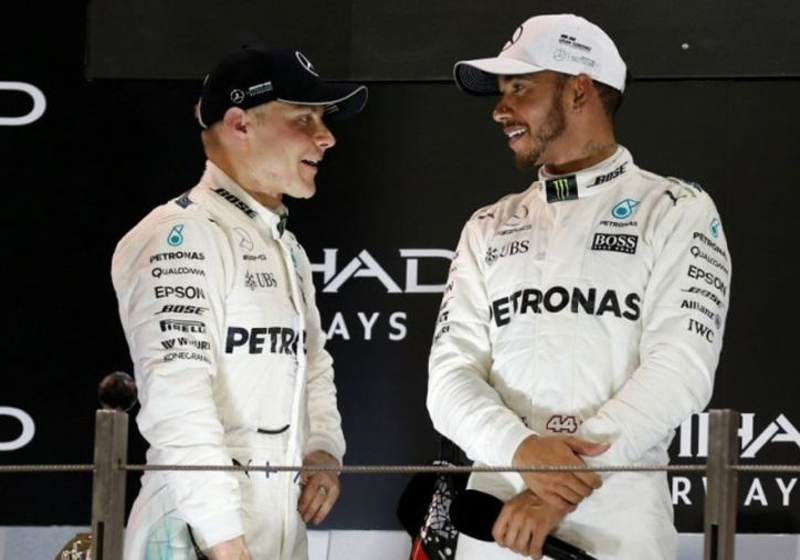 Jacques Villeneuve: 'Mercedes moet Bottas vervangen'