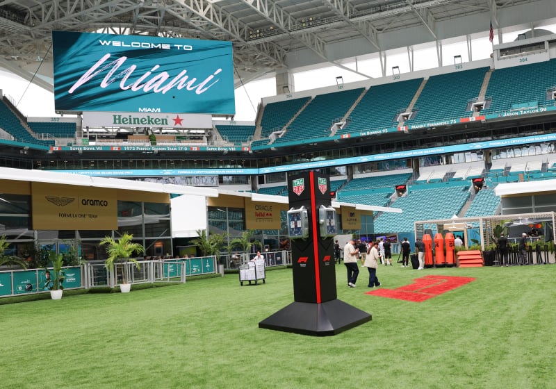 LIVE | Eerste vrije training Miami GP: Wie komt het beste uit de startblokken?