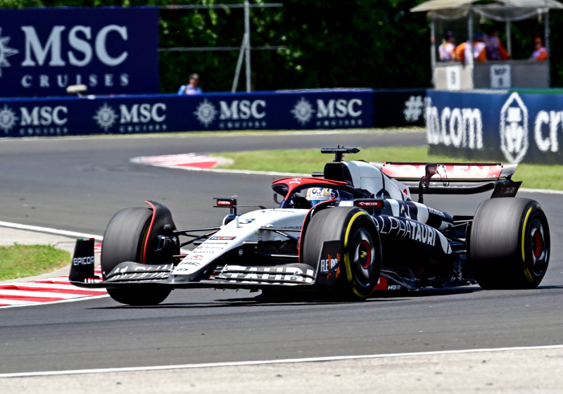Daniel Ricciardo se lesiona la mano en la FP2 de Países Bajos