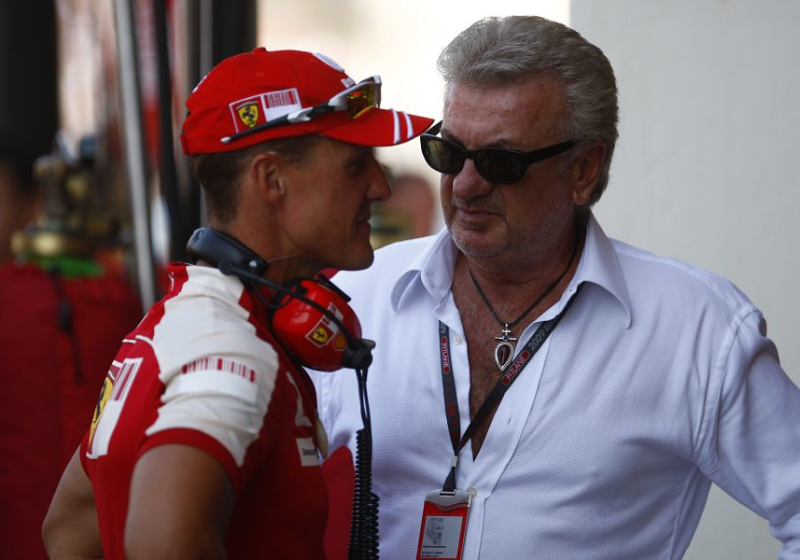 Voormalig manager Michael Schumacher kritisch: "Familie vertelt leugens"