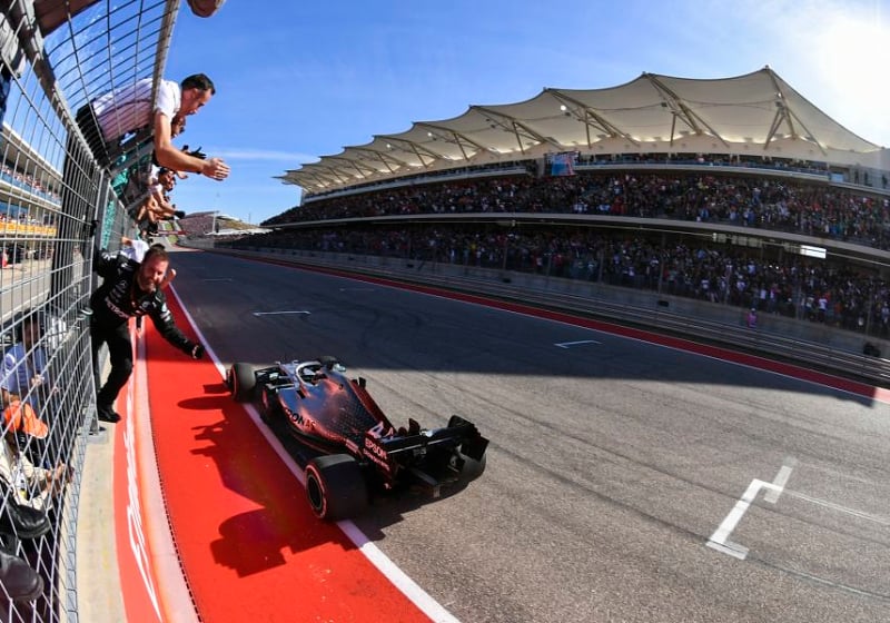 Lewis Hamilton wins sixth world title at United States GP