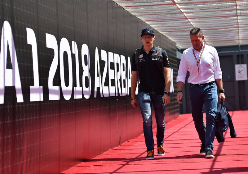 Ex-coureur De la Rosa: "Verstappen één van beste coureurs ooit"