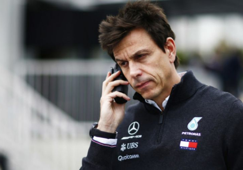 'Mercedes verlaat mogelijk Verenigd Koninkrijk bij harde Brexit'