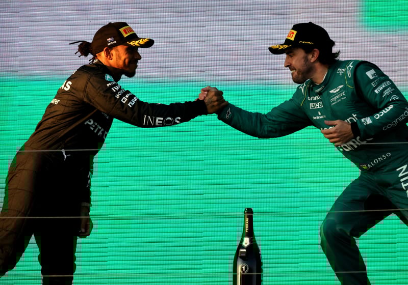 Alonso, UN EJEMPLO para Hamilton