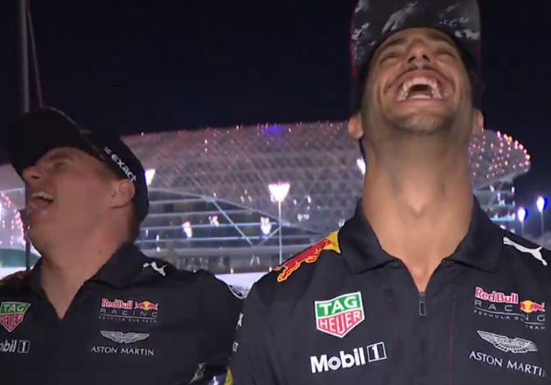 VIDEO: Alle bloopers van Max' en Daniel's kerstboodschap