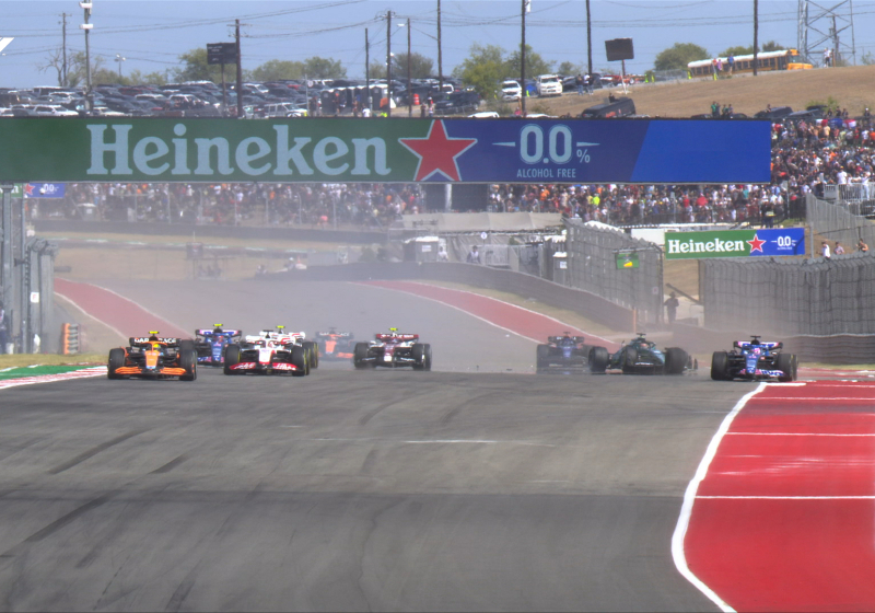 Fernando Alonso despegó a la misma velocidad que un avión
