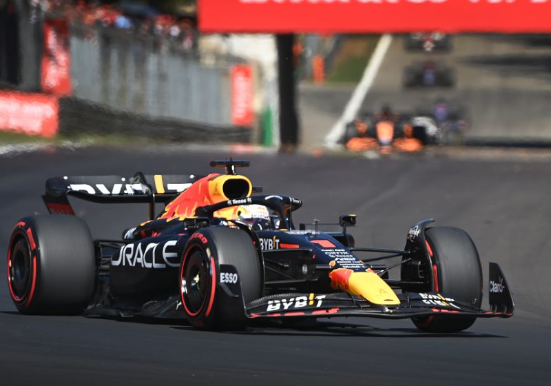 Verstappen masterclass secures victory as safety car spoils dramatic finish