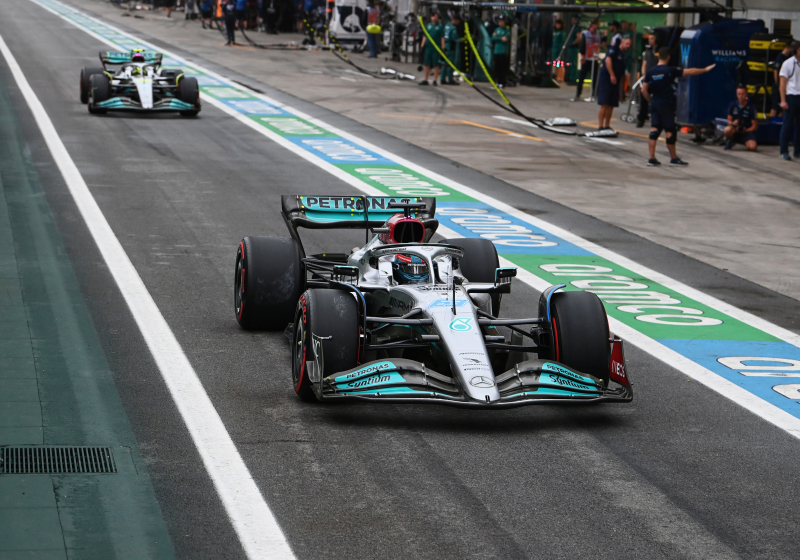 Wolff ziet 2023 voor Mercedes positief tegemoet: "Bolide zit vol verrassingen"