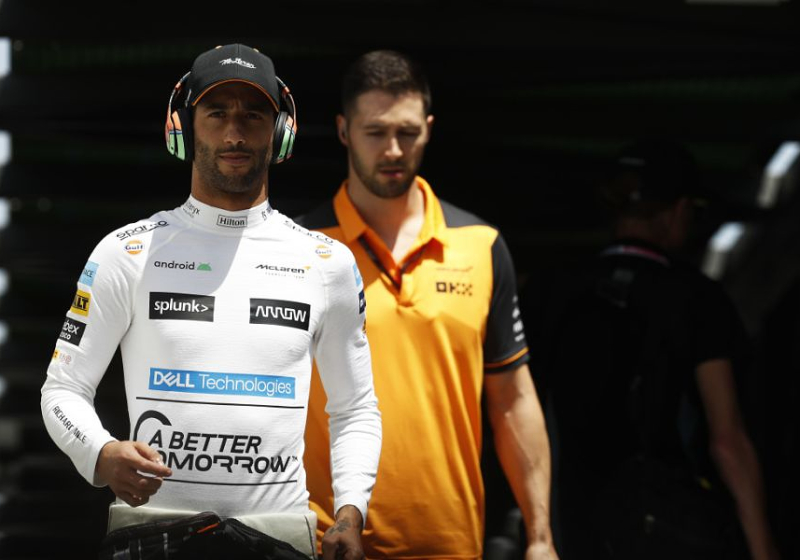 How Daniel Ricciardo can avoid McLaren axe