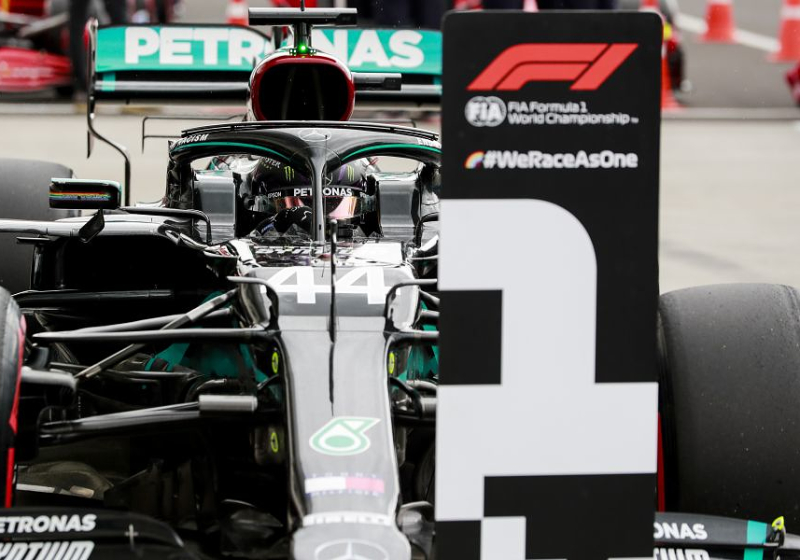 Haug: 'Teams die Mercedes niet kunnen bijhouden maken de sport juist saai'