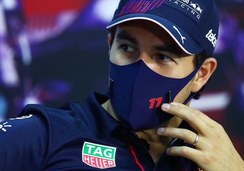 Vader van Pérez ziet groot verschil met McLaren: 'Bij Red Bull het tegenovergestelde'