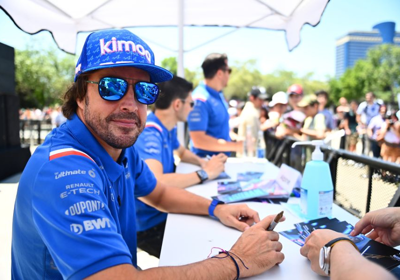 "Fernando Alonso está entre los 3 mejores de la historia"