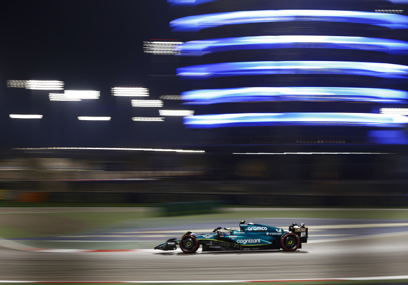 Fernando Alonso venció a Lewis Hamilton, a pesar de tener menos potencia en su motor