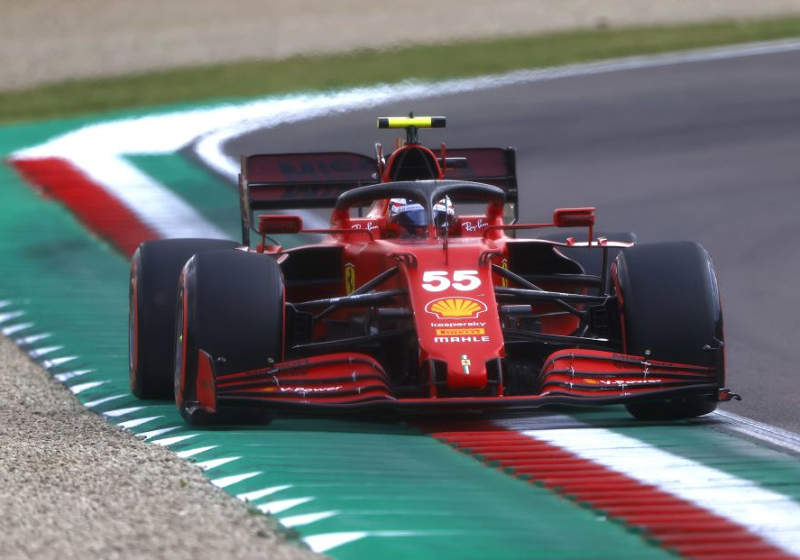 Sainz hekelt kunstmatige track limits: 'FIA weet al hoe ik erover denk'