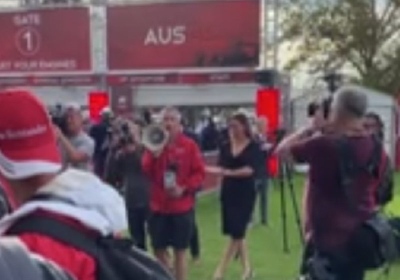 'GP Australië mogelijk zonder publiek, duizenden mensen voor dichte poort'
