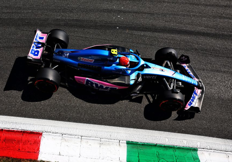 Waarom zitten er drie weken tussen de GP van Italië en de GP van Singapore?