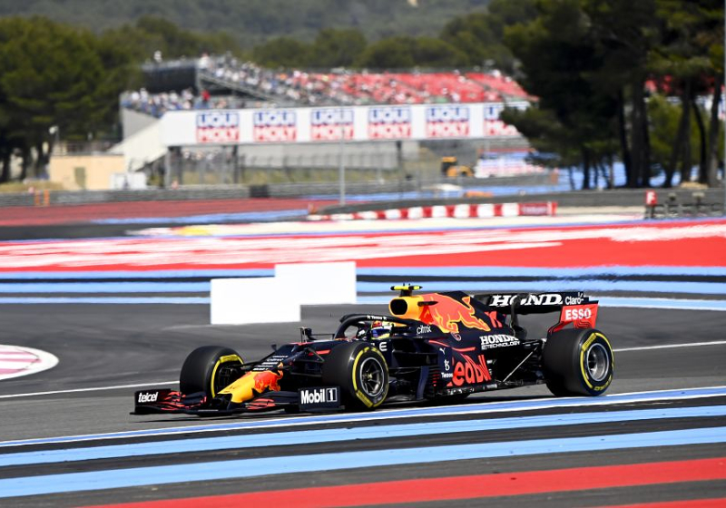 Verstappen verrast na pole in Frankrijk: 'Heb nu veel meer vertrouwen dan in Barcelona'