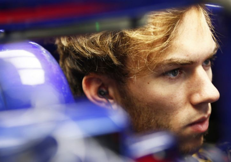 Gasly ontvangt officiële waarschuwing voor bijna incident met Hamilton
