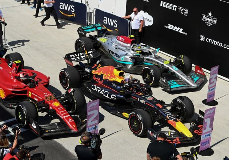 Horner verrast door uitblijven overwinning Mercedes 'ondanks vroege ontwikkeling' W13